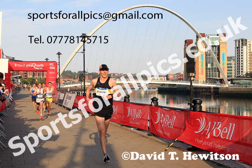 The 2023 UK Athletics Mens 5k Road Race Champs., Newcastle Quayside.  Photo: David T. Hewitson/Sports for All Pics